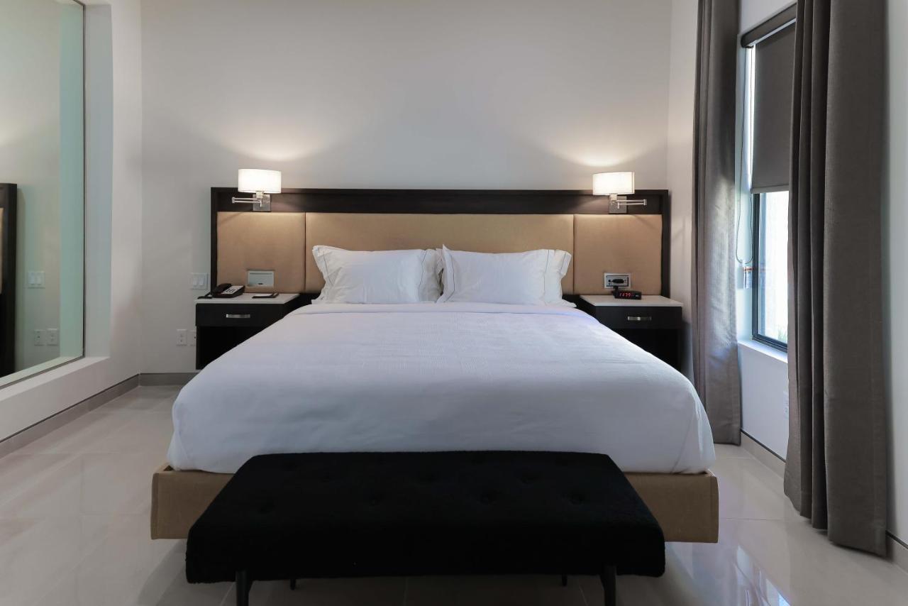 Hotel The On Shary Mission